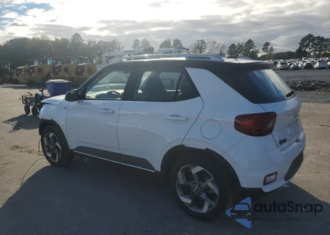 2024 Hyundai Venue Sel z USA, uszkodzony, nr VIN KMHRC8A33RU321019